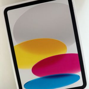 아이패드 11세대 실버 wifi 128gb 미개봉
