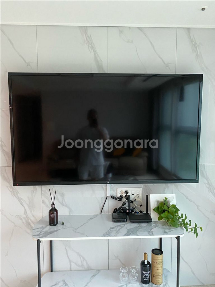 72인치 거실tv--1