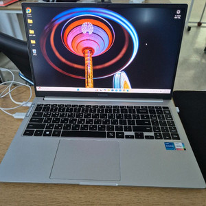 삼성 갤럭시북 NT755XDA 노트북 판매합니다