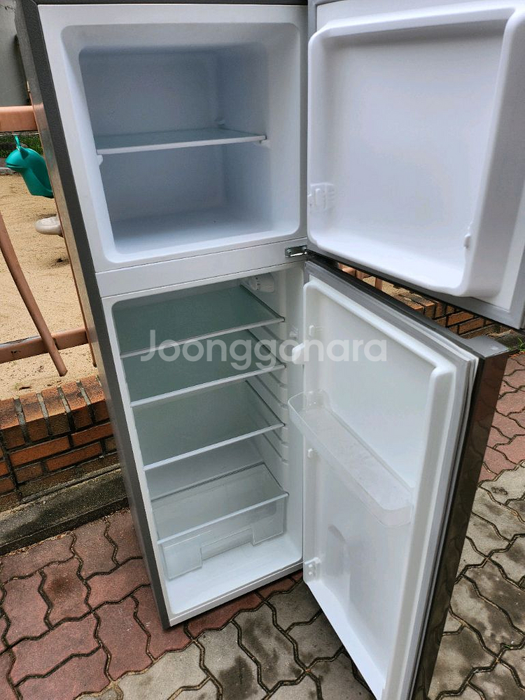 캐리어 클라윈드 168리터 냉장고--1