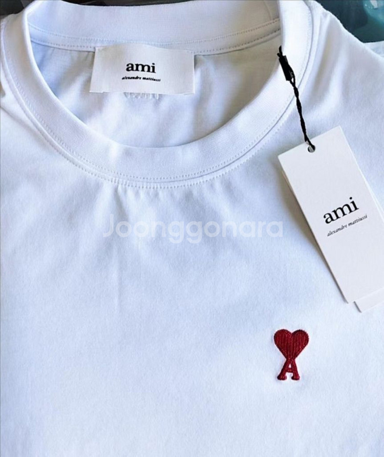 아미 하트 로고 티셔츠 새상품--1