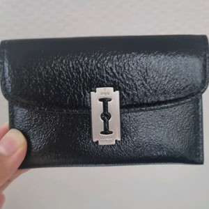 분크 오캄 룬 카드지갑