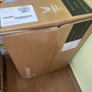 미개봉 lg모니터 울트라기어 24gs60f 팝니다
