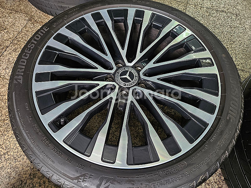 벤츠 W223 S580 순정 정품 20인치 휠 타이어--4
