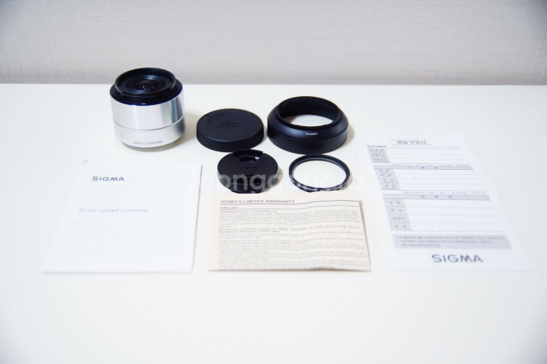 [소니용] 시그마 19mm f2.8 단렌즈팝니다.--0