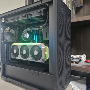(급처)라이젠 9800x3d 램32g 조텍5080 수냉