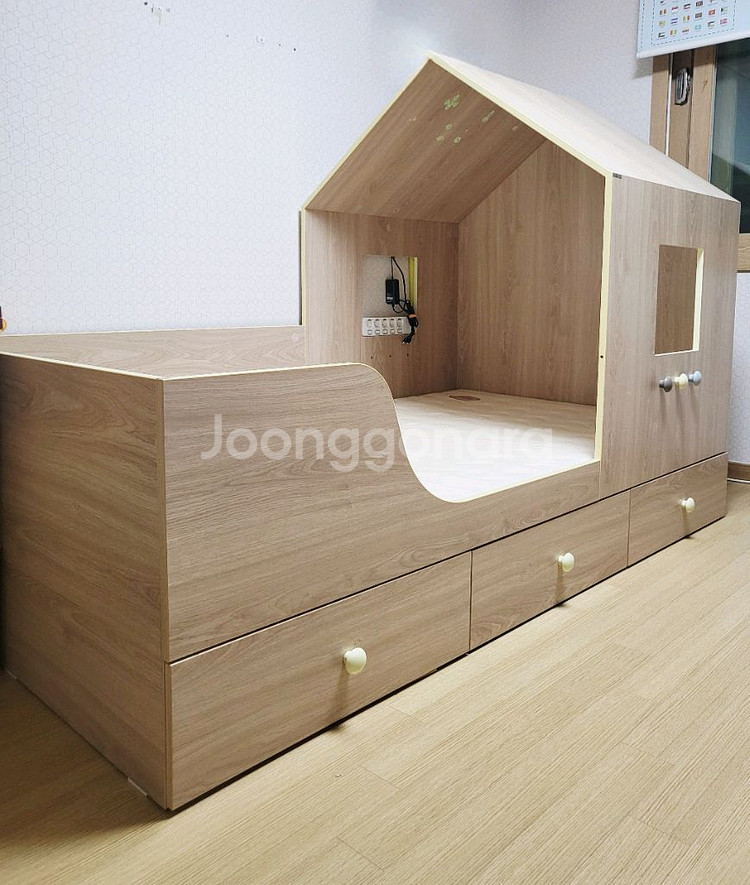 리바트 원목 수납침대--1