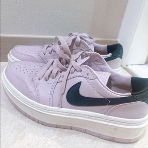 나이키 스니커즈 245