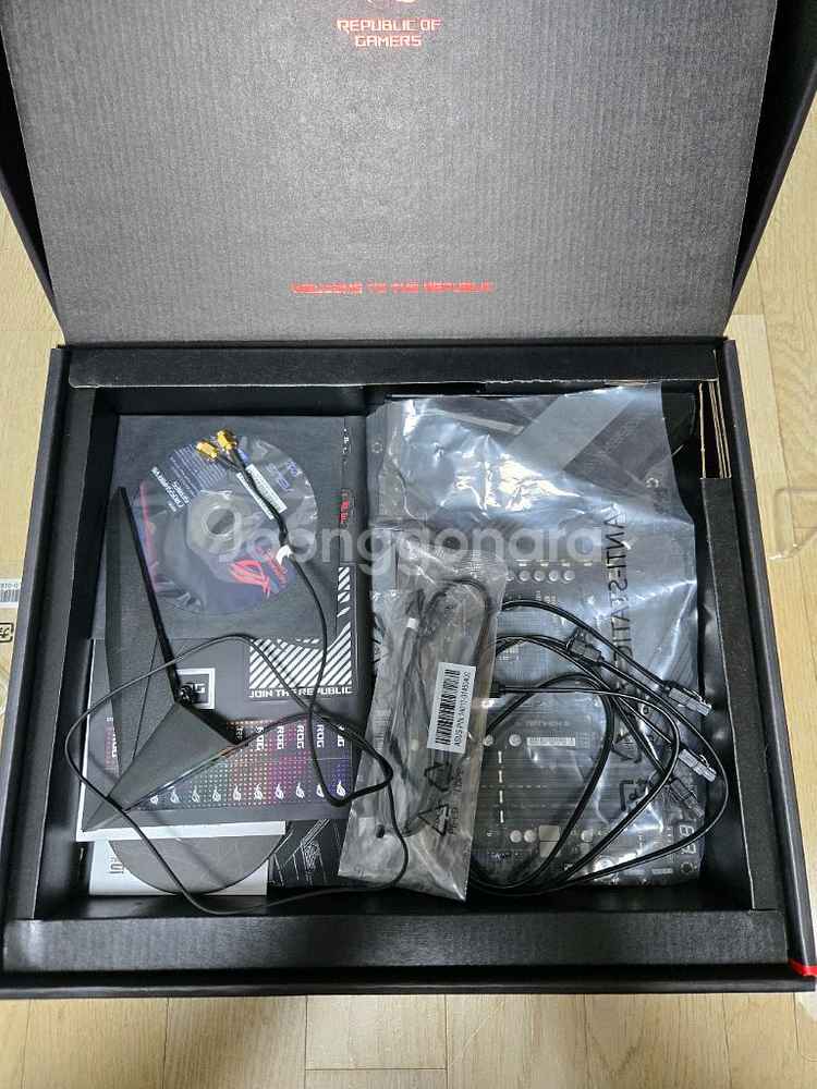 ASUS CROSSHAIR hero VIIIi wifi--3