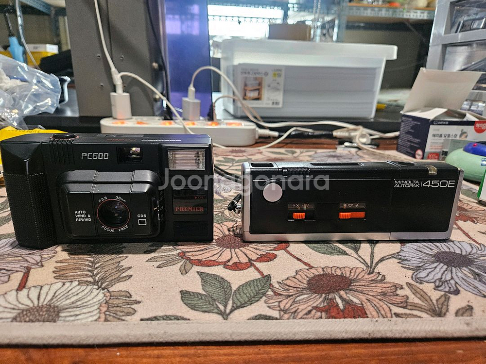옛날 수동 필름카메라 2대--0