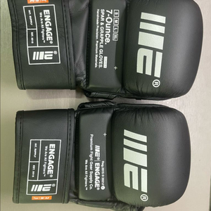 ENGAGE MMA 글러브 팝니다