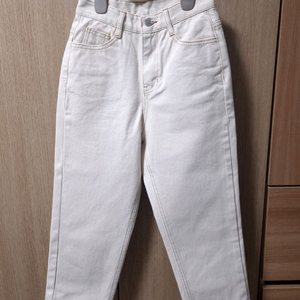 키작은 여성 바지 아이보리 데님 팬츠 S (새상품)