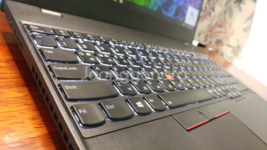 레노버 씽크패드 T580 i7 플래그쉽/외장지포스--0