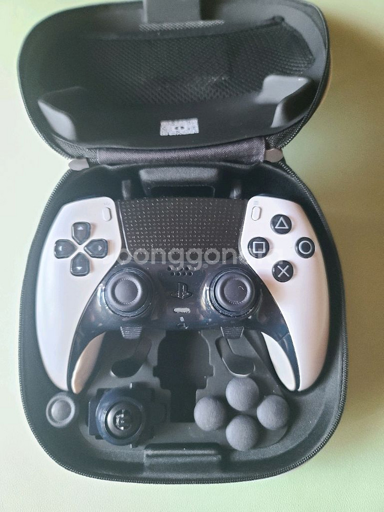 PS5 듀얼센스 엣지 컨트롤러 팝니다--0