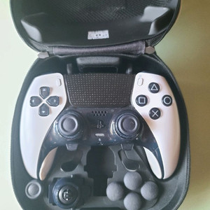 PS5 듀얼센스 엣지 컨트롤러 팝니다