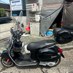 베스파 gts125 블랙