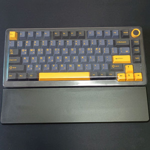 QSENN Q75 유무선 블루투스 게이밍 RGB 키보드