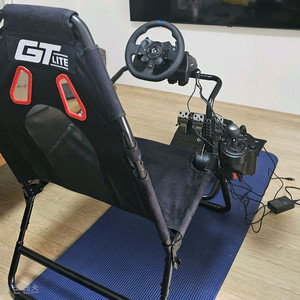 로지텍 G923 레이싱휠+넥스트레벨 거치대