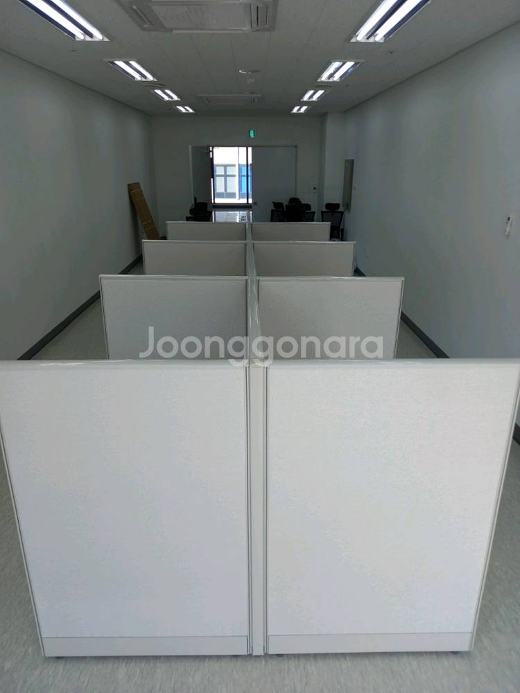작업탁자 파티션 책상 의자 철제캐비넷 철재옷장 원탁--6