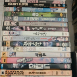 중고 영화 DVD CD 국내ㆍ외국ㆍ혼합 대략 100장
