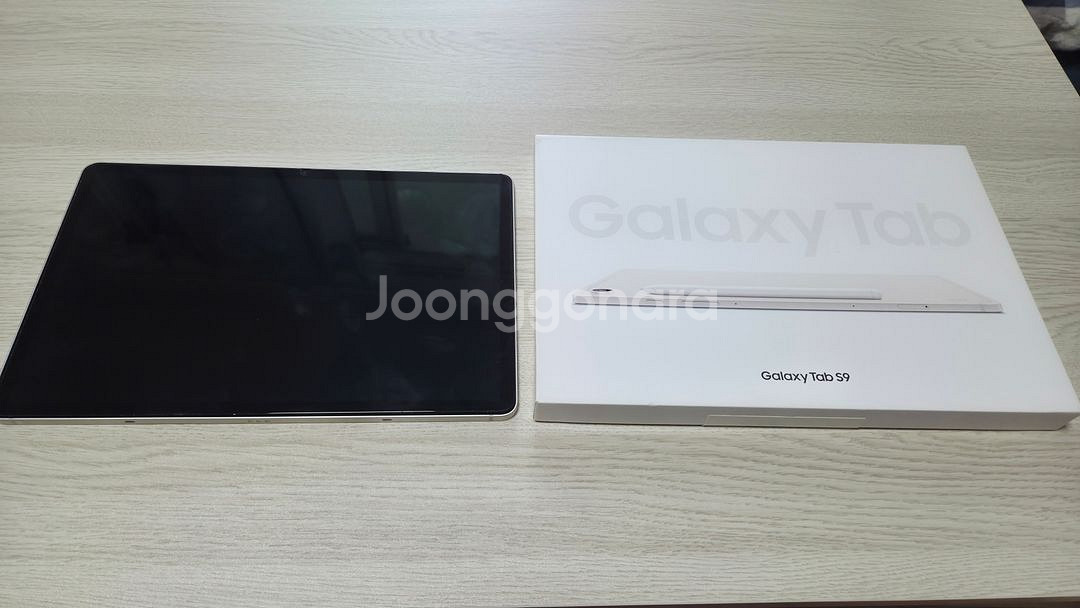 갤럭시탭 s9 128기가 와이파이 + 256기가 팝니다--0