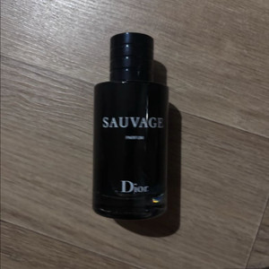 디올 소바쥬 오 드 퍼퓸 100ml (국문택)