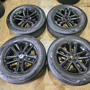 포드 익스플로러 18인치 휠타이어