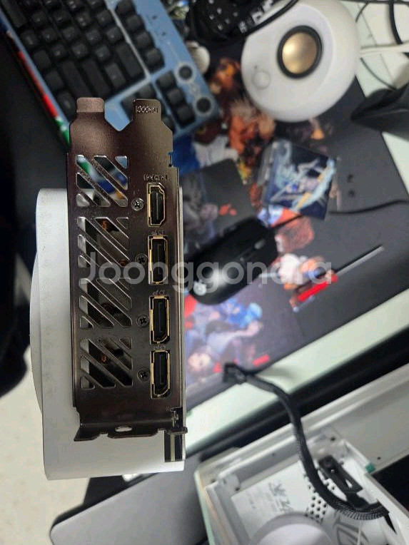 기가바이트 RTX 4070 TiAERO--2