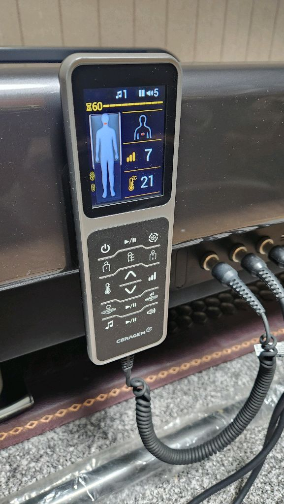 상체 마사지 기기 판매합니다. 이미지