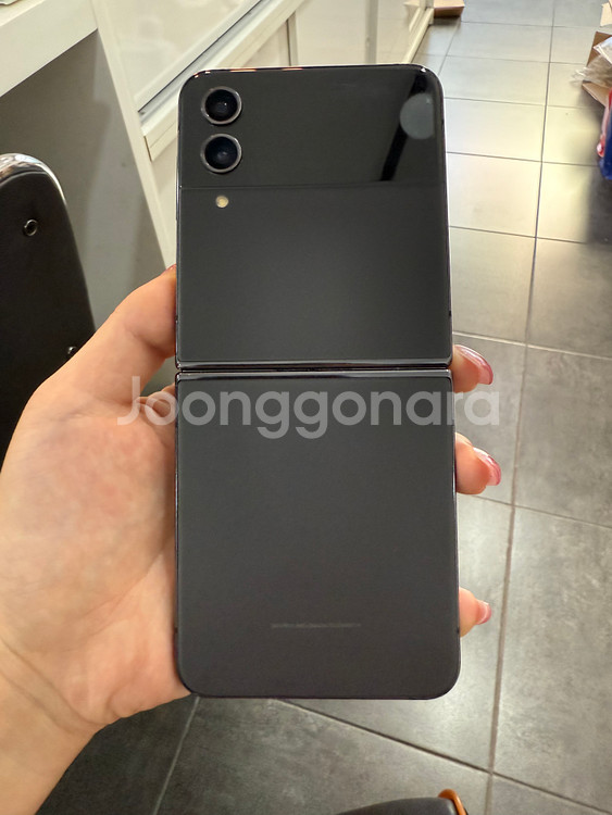 갤럭시Z플립4 256GB 블랙 /Y895--5