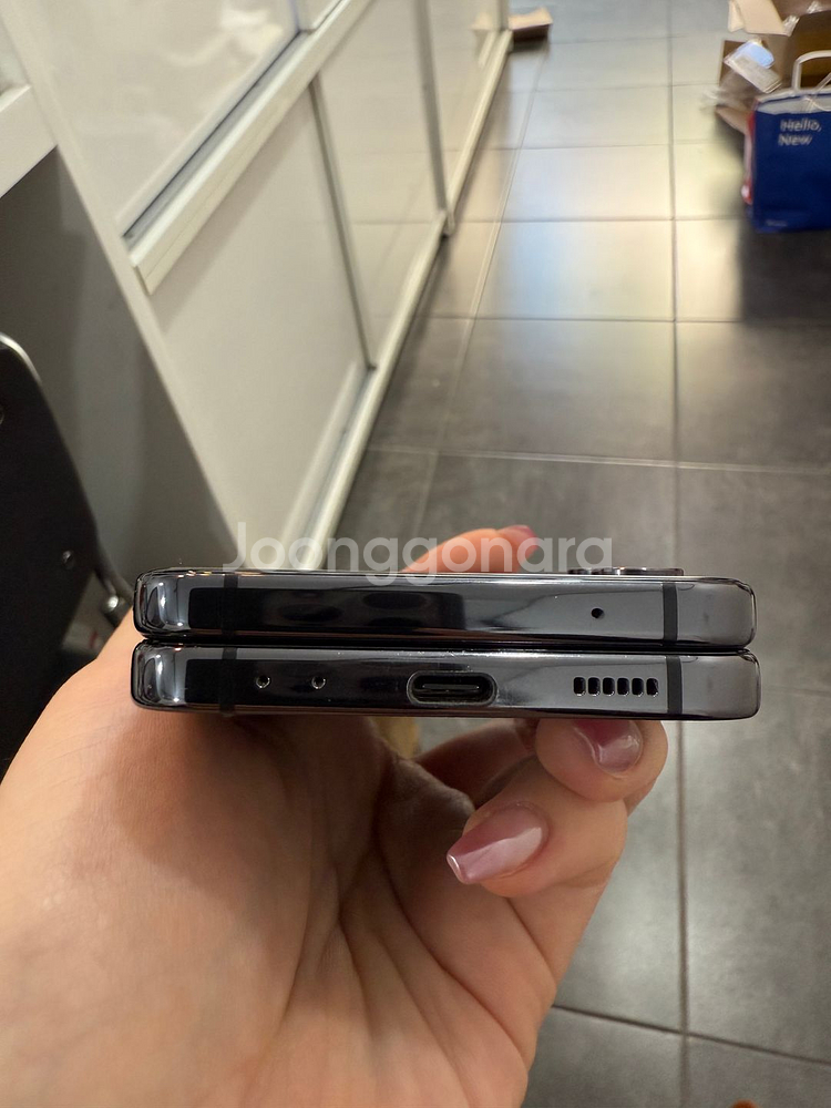 갤럭시Z플립4 256GB 블랙 /Y895--2