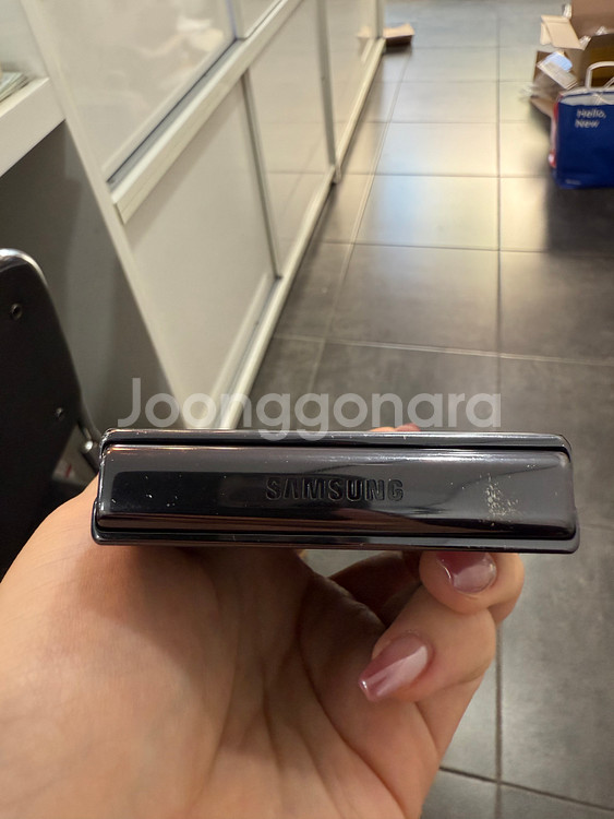 갤럭시Z플립4 256GB 블랙 /Y895--4