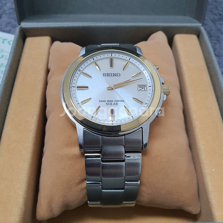 세이코 Seiko 쏠라 전파수신 시계 (교환가능)--6