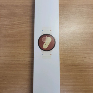 갤럭시워치7 40mm 크림색 미개봉