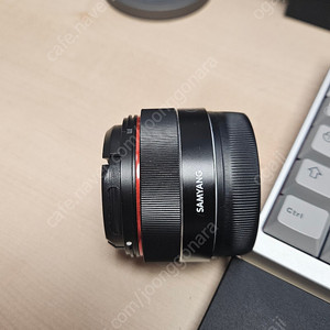 삼양 35mm f2.8 소니 풀프레임 단렌즈 팝니다