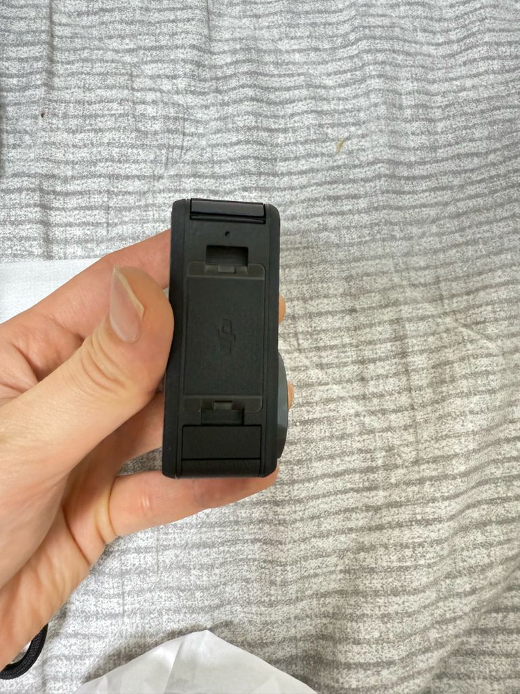 오즈모 액션5 pro 풀 박스 (27년3월 까지케어)--6