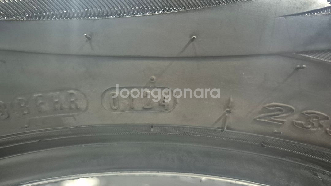 중고 타이어 235 55 19 넥센 오페라SUV 4본--3