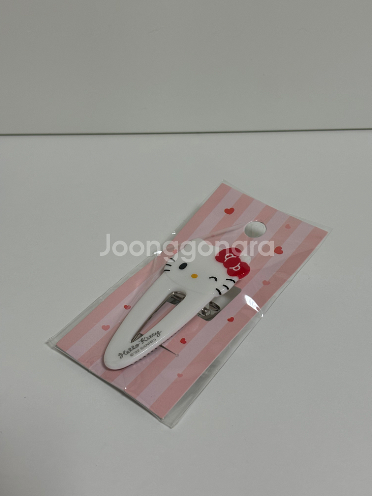 산리오 헤어핀 (정품 새상품)--1