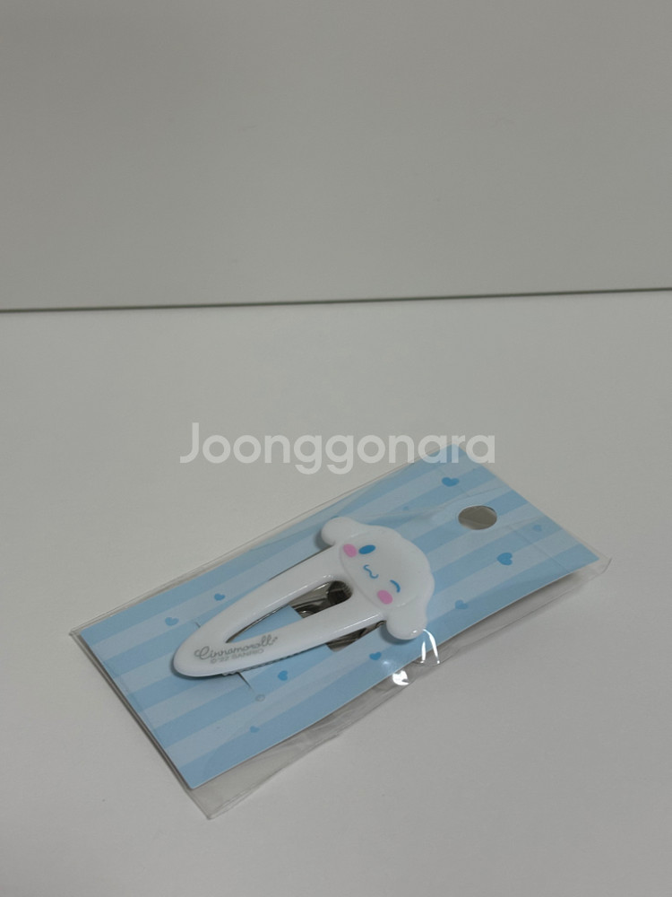 산리오 헤어핀 (정품 새상품)--2