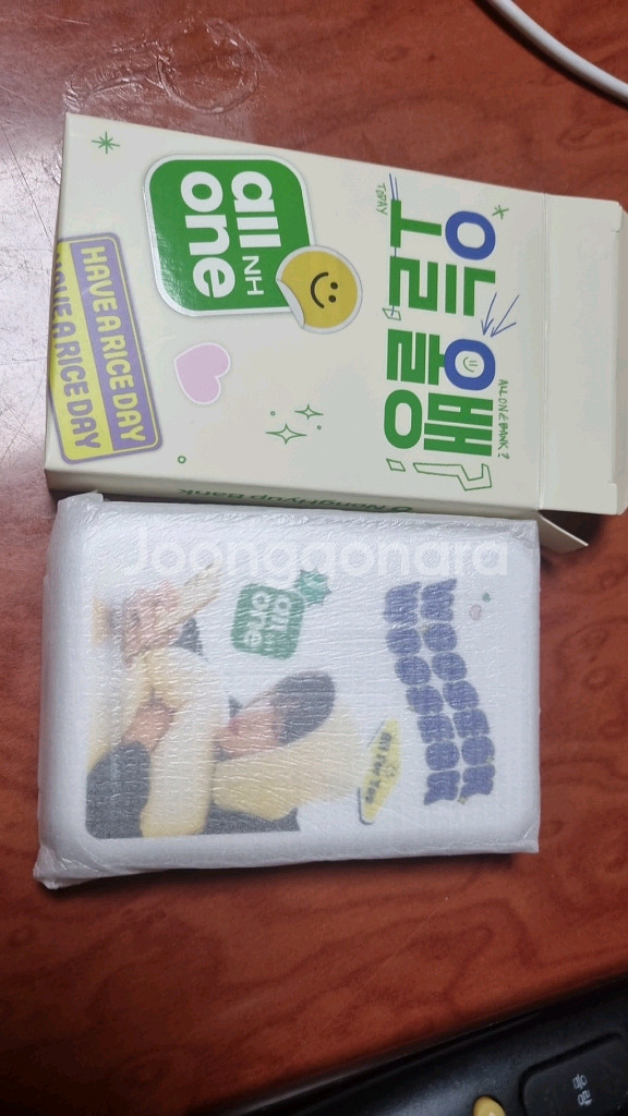 올원뱅크 변우석 보조배터리 택포--0