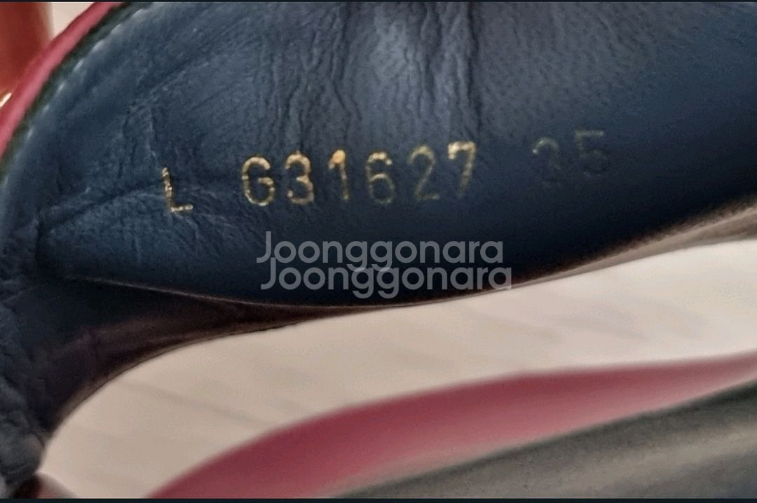 정품 여성 샤넬(G31627) 버건디 금장 체인 슬리퍼--8