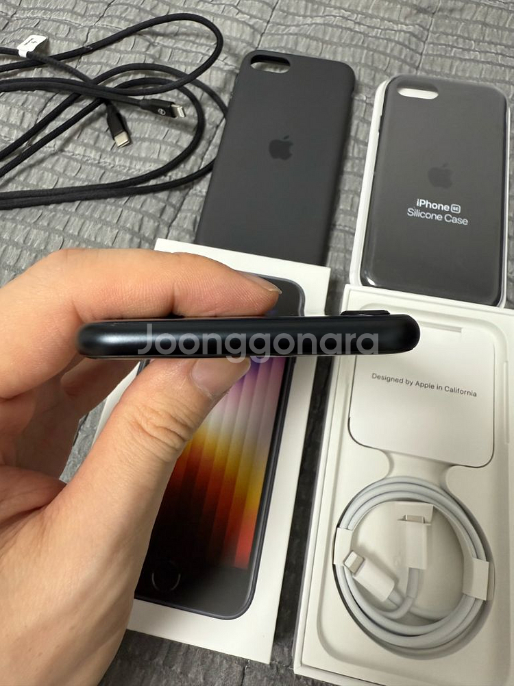 아이폰SE3 미드나이트 256GB 자급제--5