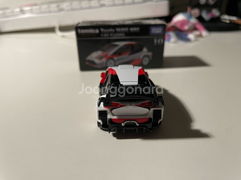 토미카 프리미엄 토요타 야리스 WRC--3