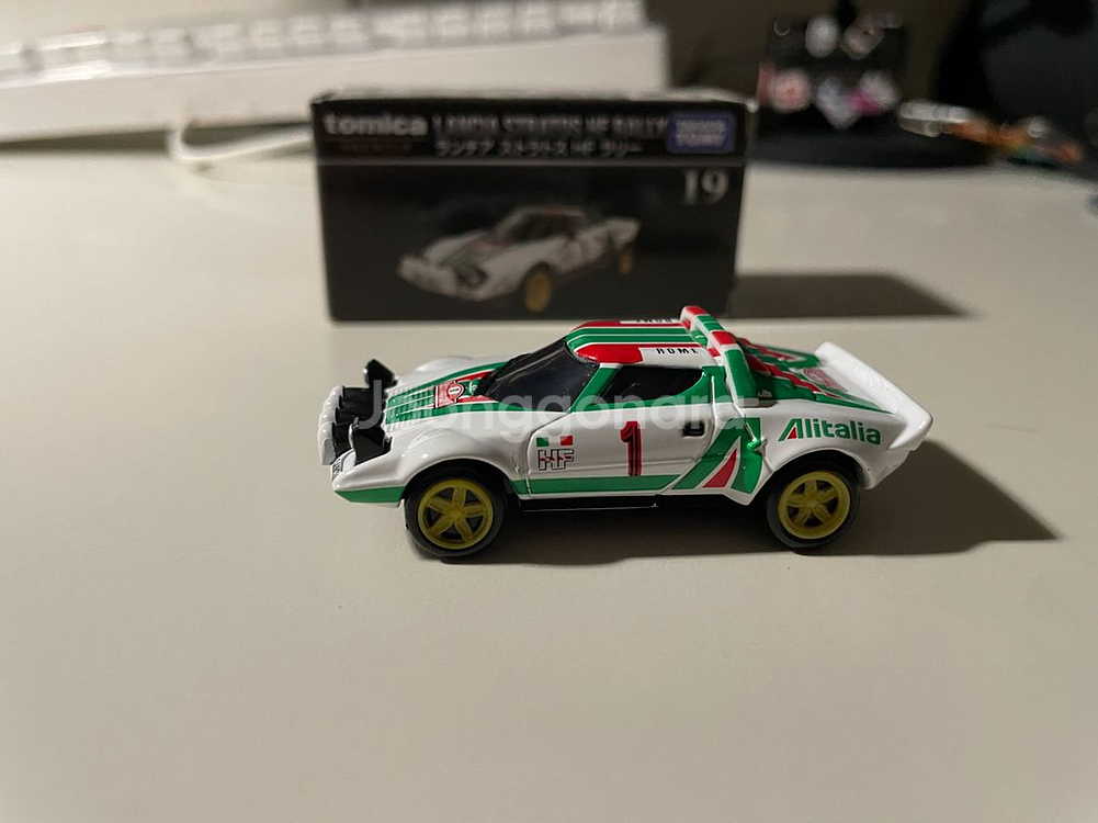 토미카 프리미엄 란치아 스트라토스 HF 랠리--4