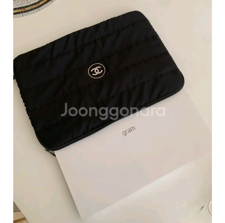새제품)샤넬 패딩 노트북 맥북 아이패드 파우치--7