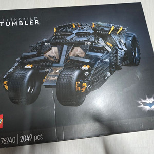레고 76240