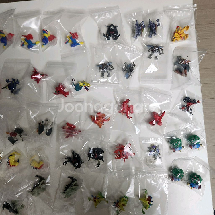 디지몬 가샤퐁 개당 10000--2