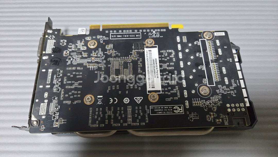 그래픽카드 팝니다 gtx 1060 3g--4