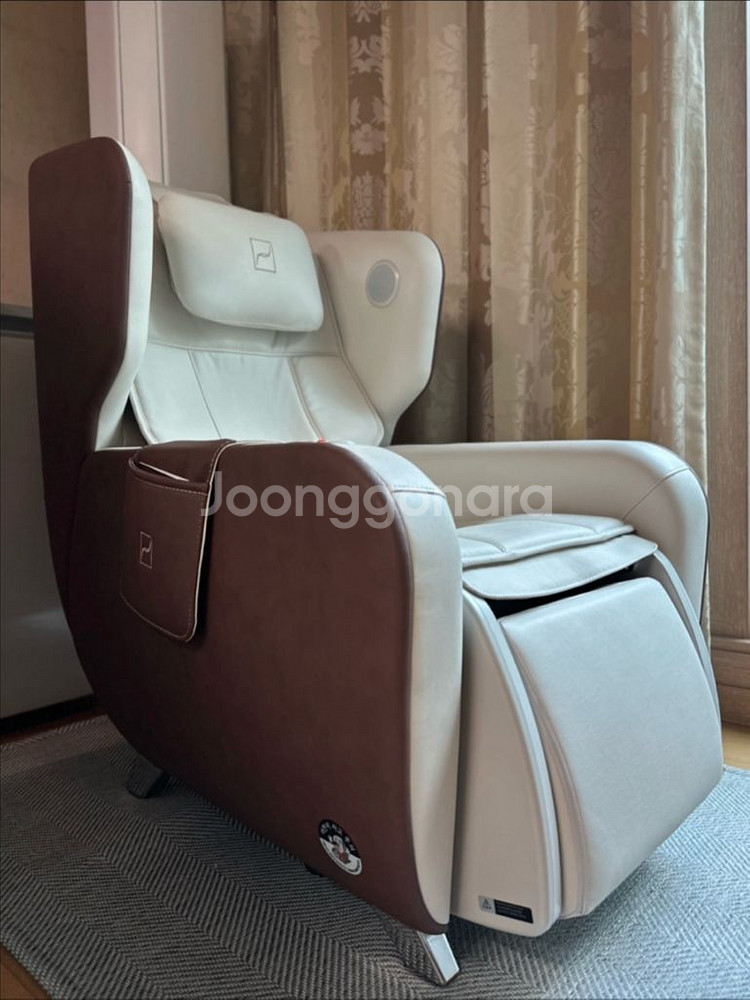 바디프랜드 파밀레S BFX-2120 안마의자--0