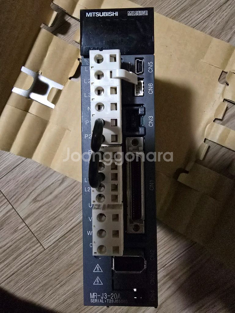 미쓰비시 MR-J3-20A 서보 앰프입니다--2